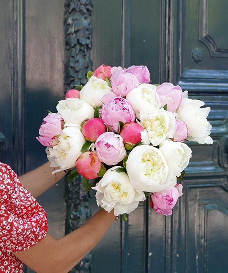 Bouquet De Fleurs De Pivoines Melangees Livraison Monceau Fleurs Bouquet De Fleurs De Pivoines Melangees Livraison Monceau Fleurs